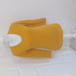 Yellow 3/4 length sleeve tee shirt